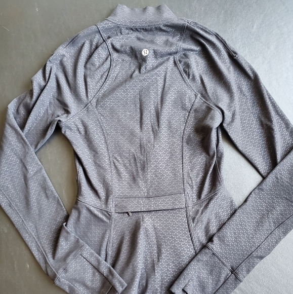 Lululemon nulu vest - Picture 4 of 5